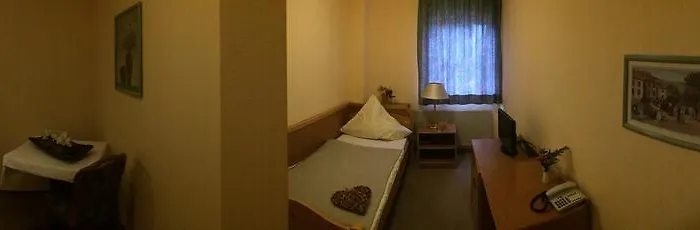 Отель Ragusa 3*